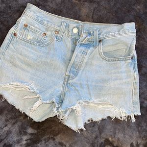 Levi shorts